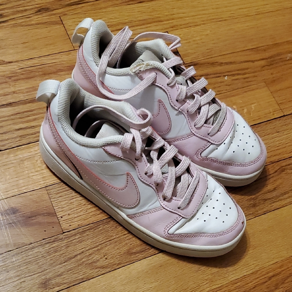 Nike Women's Pink and White Sneakers